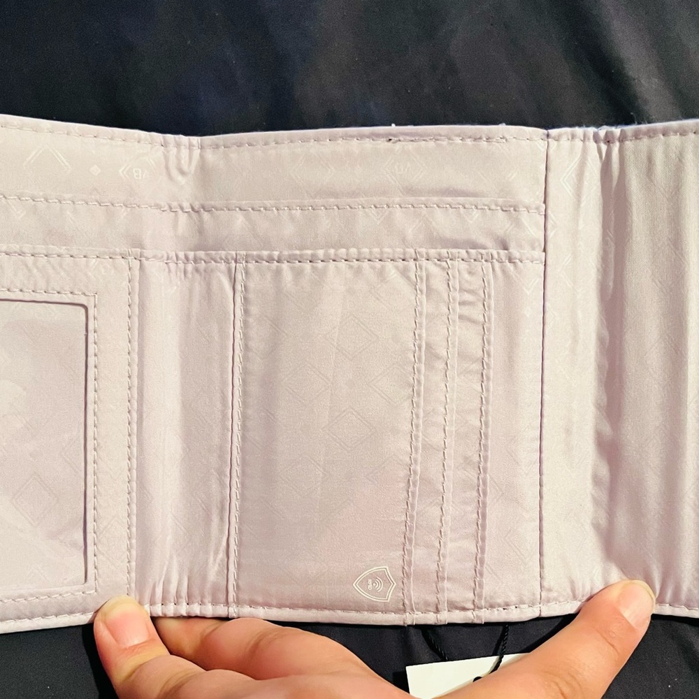 RFID Mini Tri-Fold Wallet - Picture 5 of 5
